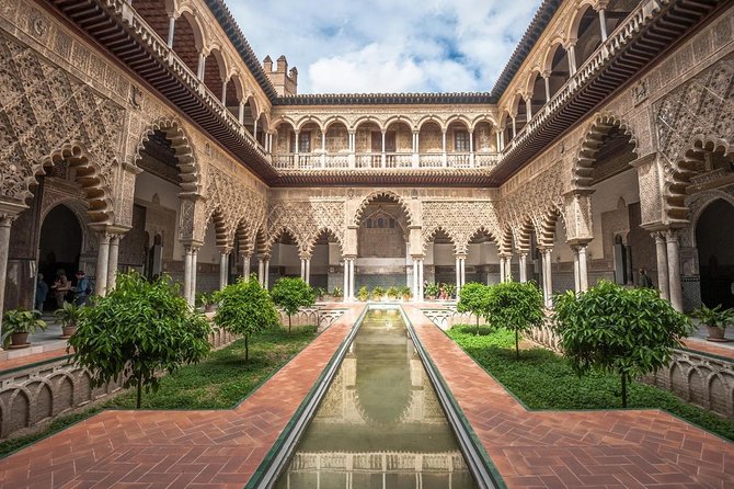 Alcazar, Cathedral and Giralda Guided Tour with Priority Tickets - Key highlights at a glance