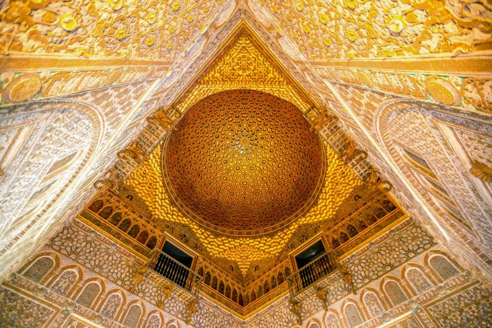 Alcázar of Seville Skip-the-Line Tickets and Guided Tour - Alcázar in 90 minutes: what skip-the-line really changes