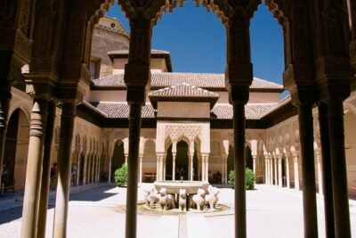 Alhambra &Charles Palace Guided Tour with Optional Nasrid Palaces - Entering the Alhambra: priority access plus the Hall of Abencerrajes story