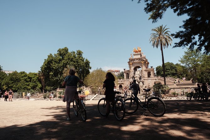 Barcelona 3-hour Bike or E-Bike Tour: Highlights and Hidden Gems - Plaça de Sant Jaume and the Gothic Quarter: medieval streets without the stress