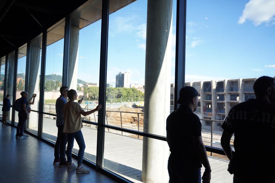 Barcelona: FC Barcelona Museum "Barça Immersive Tour" Ticket - Welcome Area: start here so the audio guide actually helps