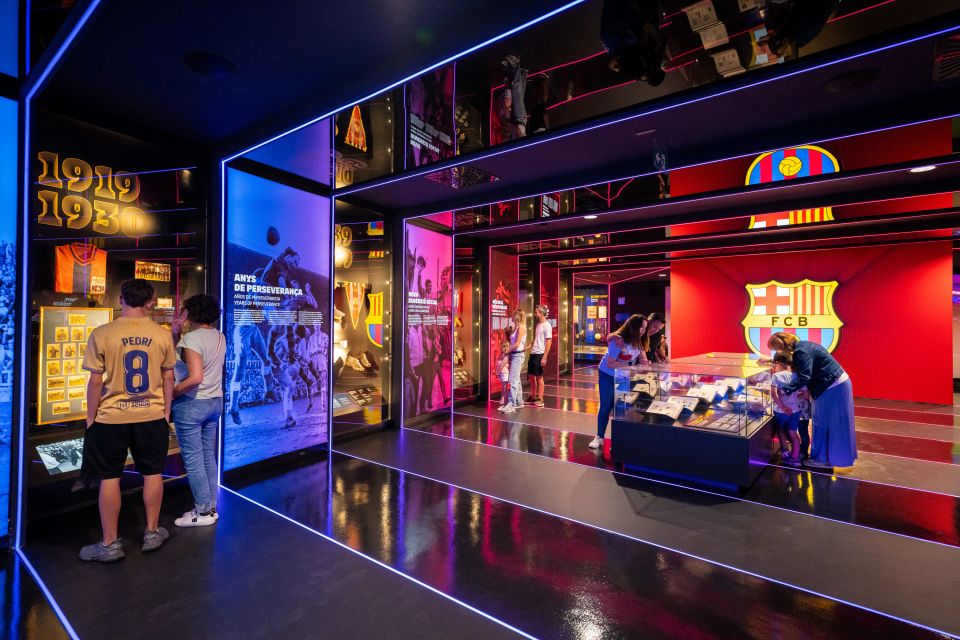 Barcelona: FC Barcelona Museum "Barça Immersive Tour" Ticket - More than achievements: trophy moments and goal broadcasts