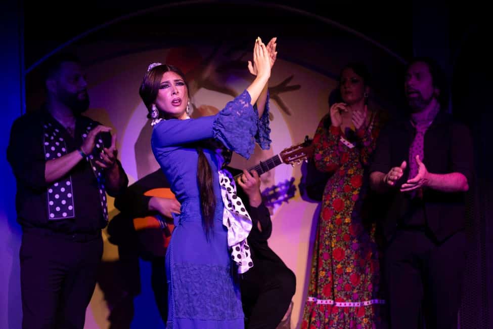 Barcelona: Flamenco Show with Drink Option at La Rambla - Price value: why $31 can make sense in Barcelona