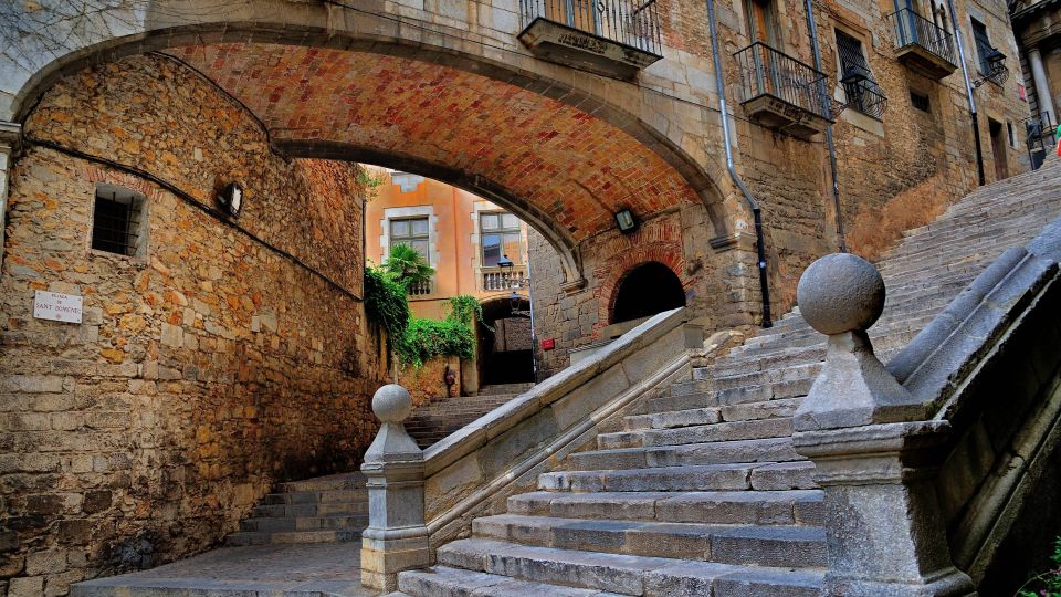 Barcelona: Girona & Costa Brava Small Group Tour with Pickup - What to bring (and how to enjoy the swim without stress)