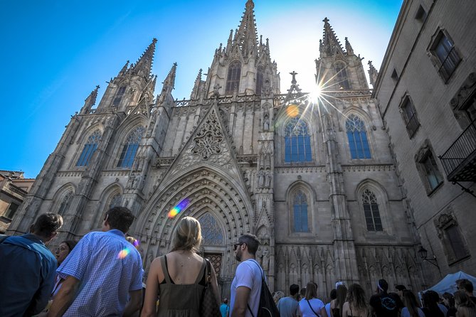 Barcelona Highlights & Sagrada Familia Tour: Priority Access - Priority Sagrada Familia Access, Without the QR Chaos