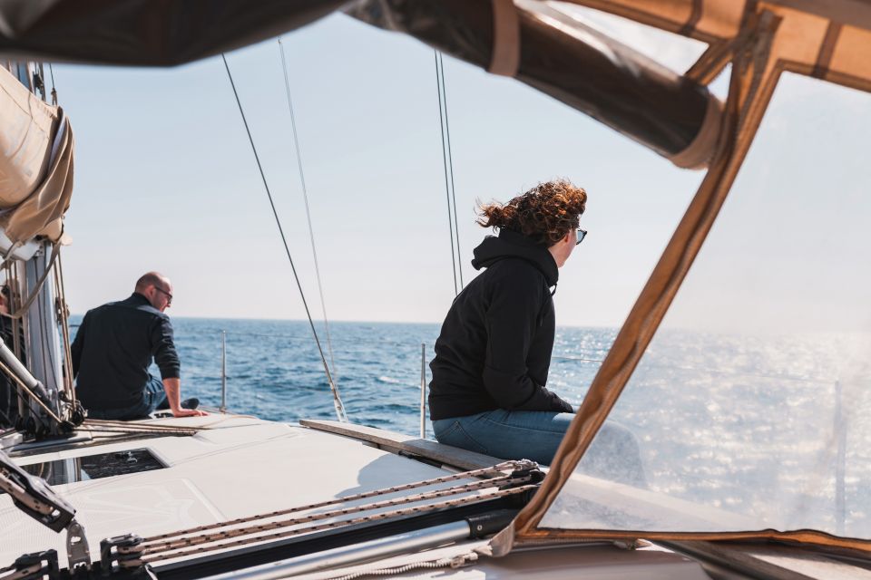 Barcelona: Midday or Sunset Sailing with Open Bar and Snacks - Midday vs Sunset Sailing: Same Route, Different Mood