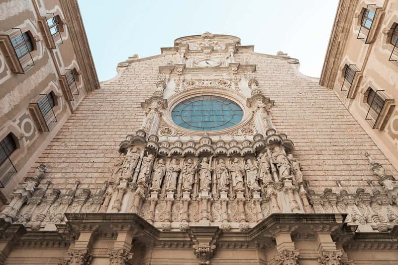 Barcelona: Montserrat Tour, Transfers & Basilica Entry - Returning to Barcelona: finish while you still feel good