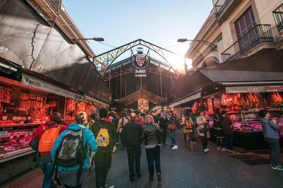 Barcelona: Paella Cooking Experience & Boqueria Market Tour - From Las Ramblas to La Boqueria: meeting the chef