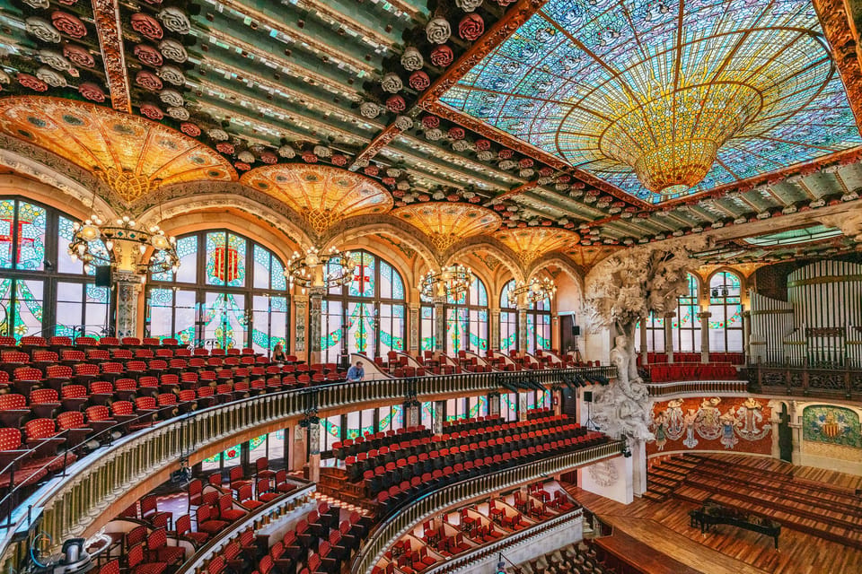 Barcelona: Palau de la Música Guided Tour - Lluís Millet Hall: the balcony and the columns that symbolize nature