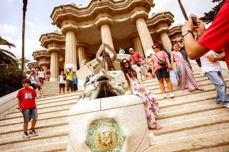 Barcelona: Park Guell Guided Tour with Skip The Line Entry - Guided walk through Park Güell: El Drac, trencadís, and Modernisme clues