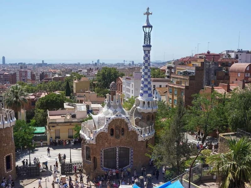 Barcelona: Park Guell Guided Tour with Skip The Line Entry - Gaudí House Museum stop: what to expect and how to use it
