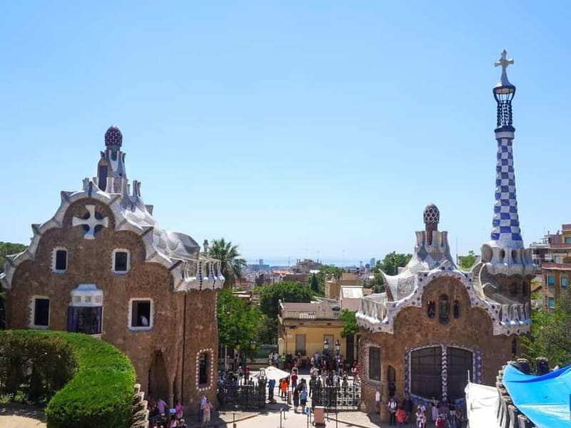Barcelona: Park Guell Guided Tour with Skip The Line Entry - Price and value: is $31 worth it?