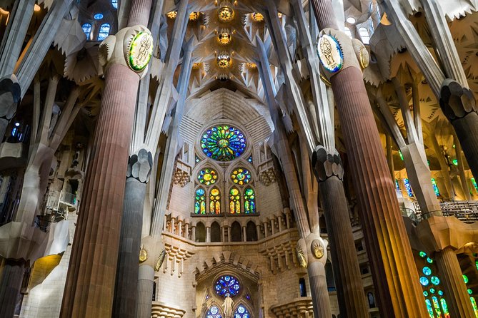 Barcelona: Sagrada Familia Fast Track Tour with Tower Option - Fast-Track Entry at Sagrada Familia: Skip the Line, Not the Meaning