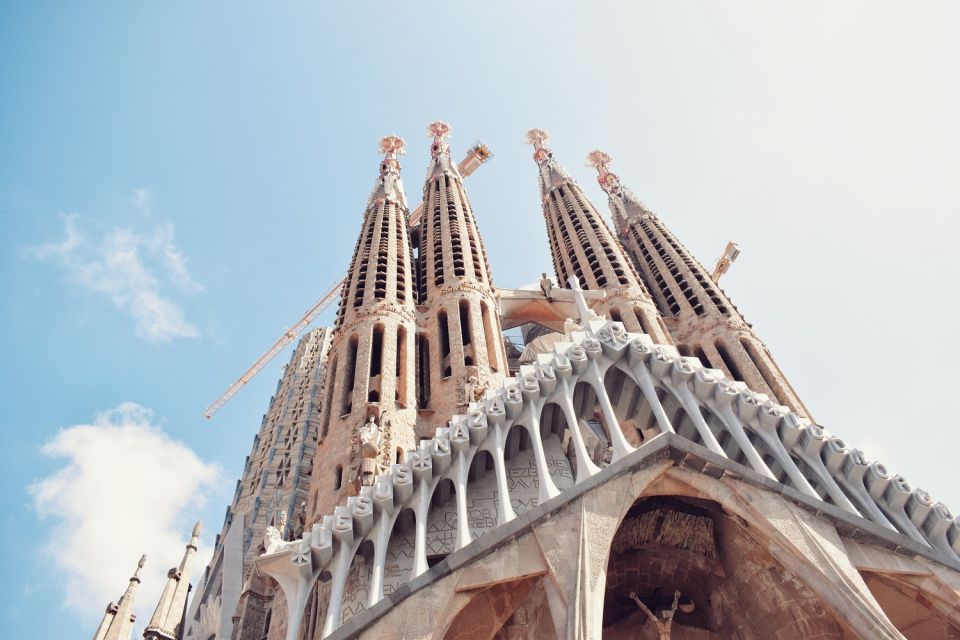 Barcelona: Sagrada Familia Guided Tour with Tower Access - Museum Time: Drawings, Models, and Gaudí’s Career