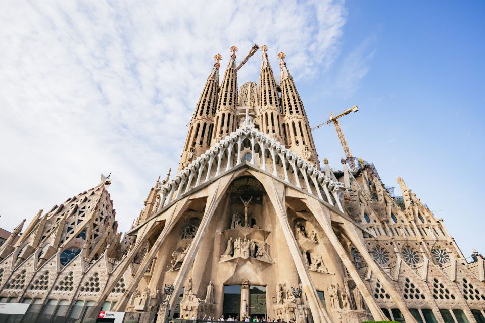 Barcelona: Sagrada Familia Skip-the-Line Entry Ticket & Tour - Inside Gaudí’s forest: stained glass light and branch-like columns