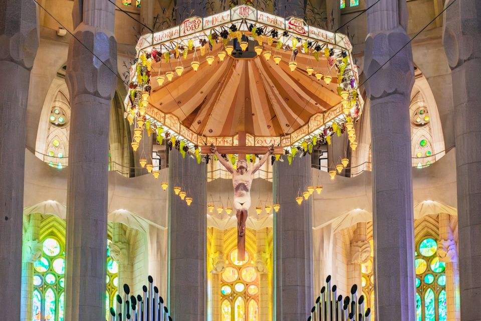 Barcelona: Sagrada Familia Skip-the-Line Entry Ticket & Tour - Skip-the-Line Access and the Reality of Security Checks