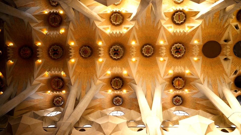 Barcelona: Sagrada Familia Skip-the-Line Guided Tour - Price and value: is $64 for 1.5 hours fair?