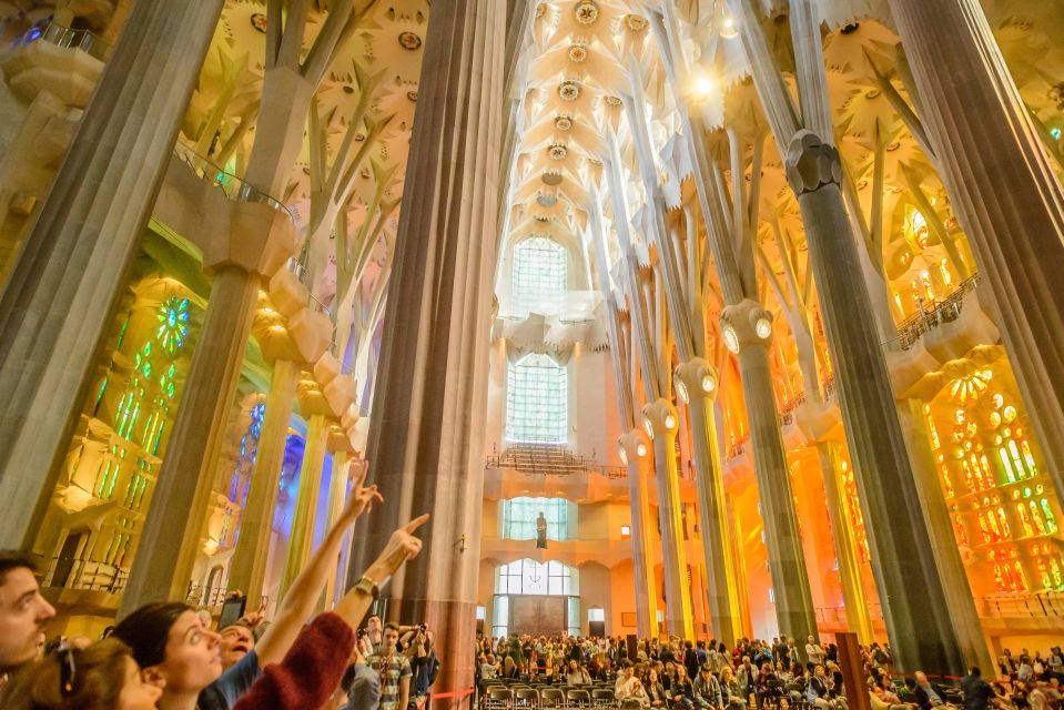 Barcelona: Sagrada Familia Tour & Optional Tower Visit - Should you book this Sagrada Familia tour?