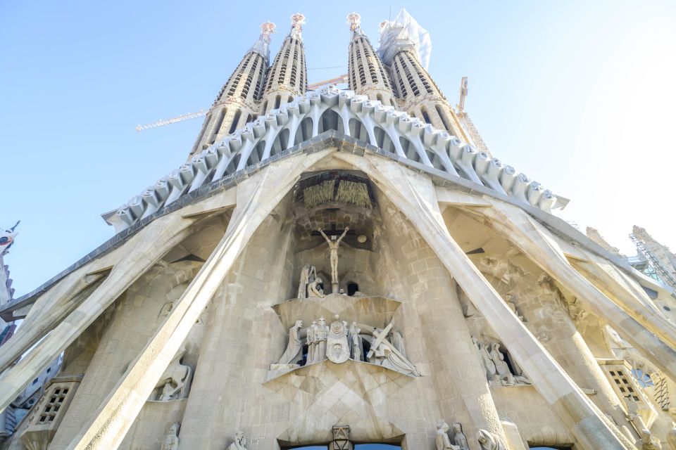 Barcelona: Sagrada Familia Tour with Optional Tower Access - Key Things You’ll Notice