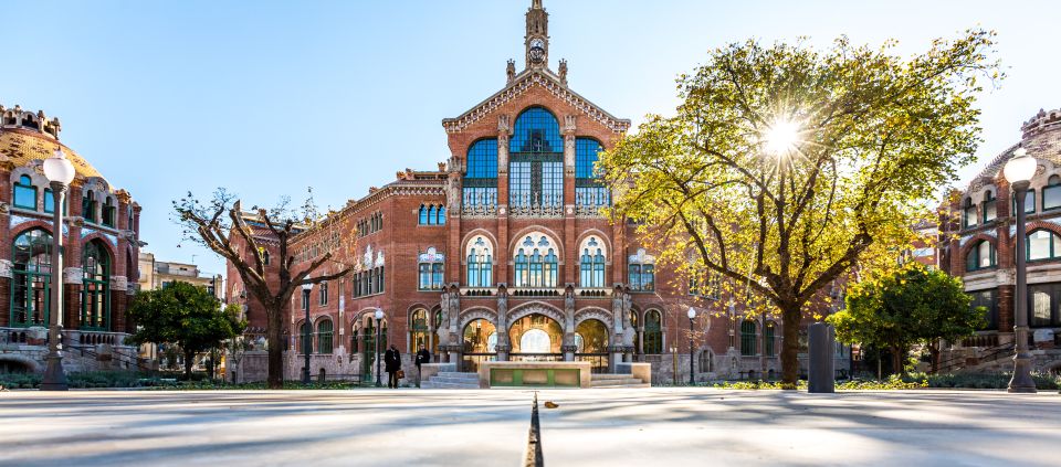 Barcelona: Sant Pau Recinte Modernista Entry Ticket - What you’ll actually see: stained glass, mosaics, and sculptural symbolism