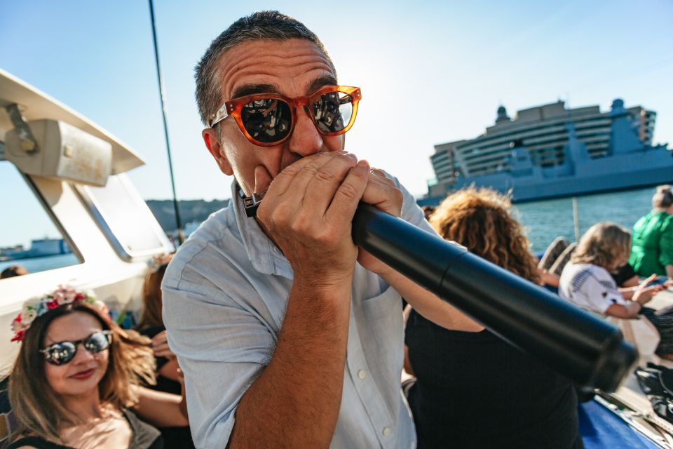 Barcelona: Sunset Catamaran Cruise with Live Music - Drinks on the bar menu: what’s included and what you should budget
