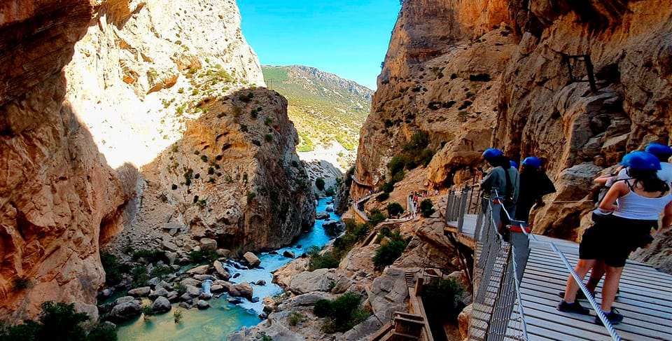 Caminito del Rey Guided Tour & Welcome Pack from Málaga - Welcome Pack and what to bring (so you don’t scramble mid-day)