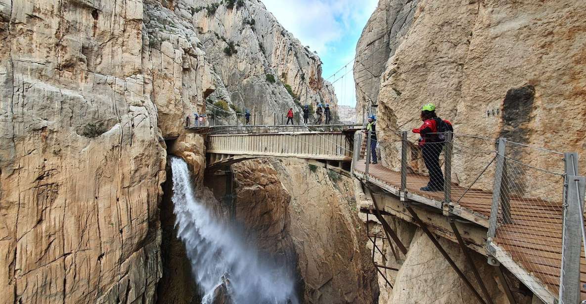 Caminito del Rey & White Village Tour with Tapas from Málaga - Quick hit checklist
