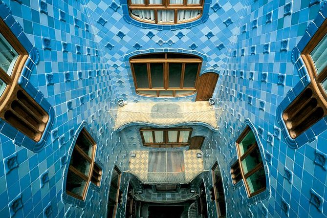 Casa Batllo Admission Ticket with Intelligent Audio Guide - Choosing your ticket: early access, rooftop, and ticket tiers that change what you see