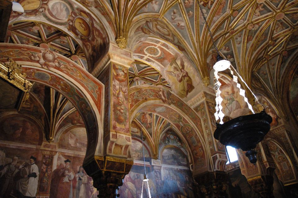 Cordoba Mosque & Jewish Quarter Tour with Tickets - Timing and pace: fitting two big areas into 2.5 hours