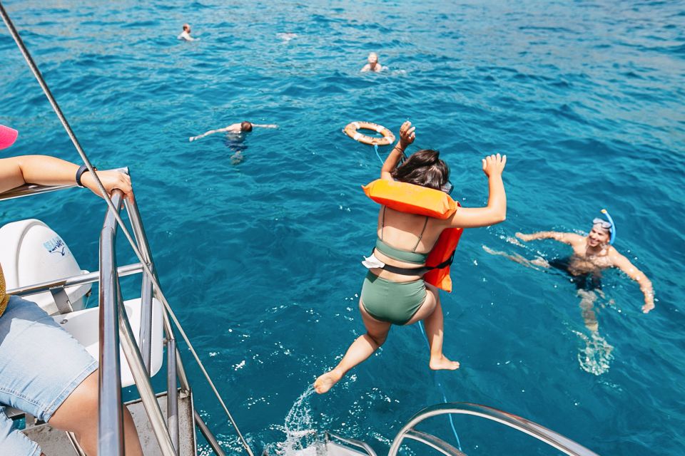Costa Adeje: Whale Watching Catamaran Tour with Drinks - Playa Espagueti snorkeling: the 3-hour option’s real-world timing