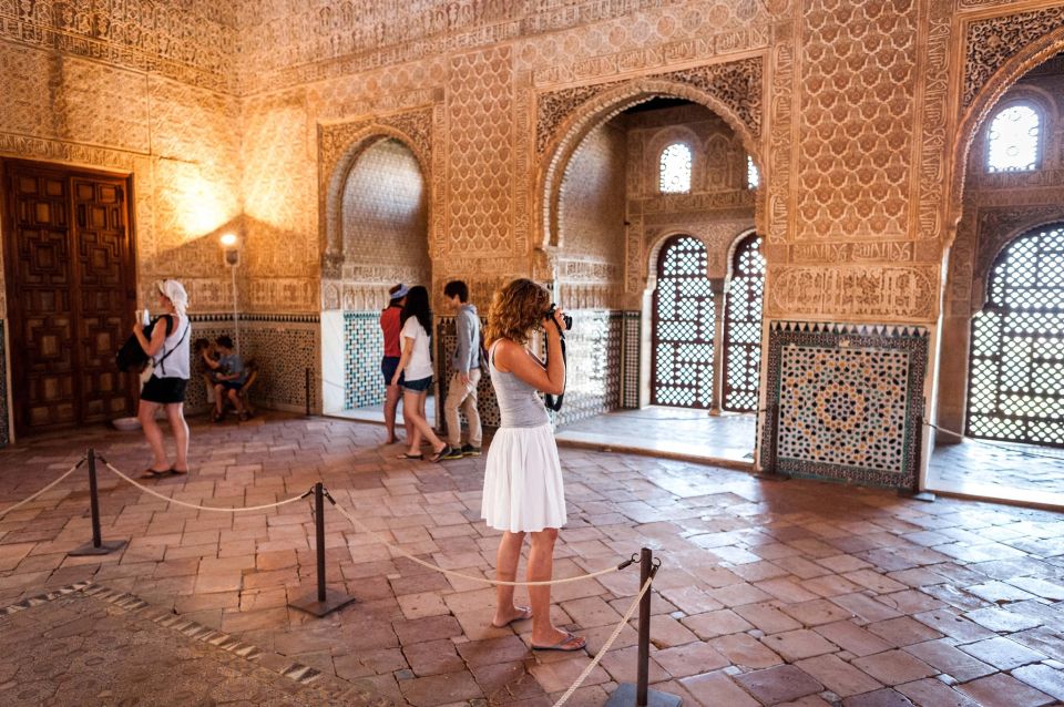 Fast-Track Alhambra & Nasrid Palaces Guided Tour - Price and Value: Is $62 Worth It?