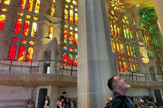 Fast Track Sagrada Familia Guided Tour - Exterior façades: the outside story you don’t want to skip