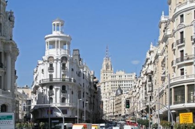 Flamenco Show & Special Menu at Torres Bermejas in Madrid - Key things to know