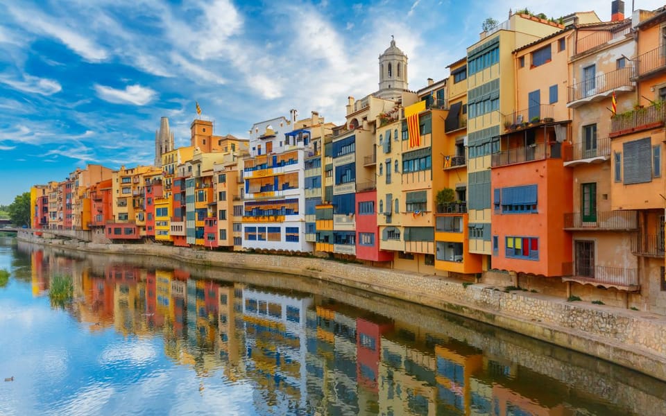 From Barcelona: Girona, Figueres, Dalí Museum, and Cadaqués - Girona’s Jewish Quarter maze: medieval streets you can actually feel