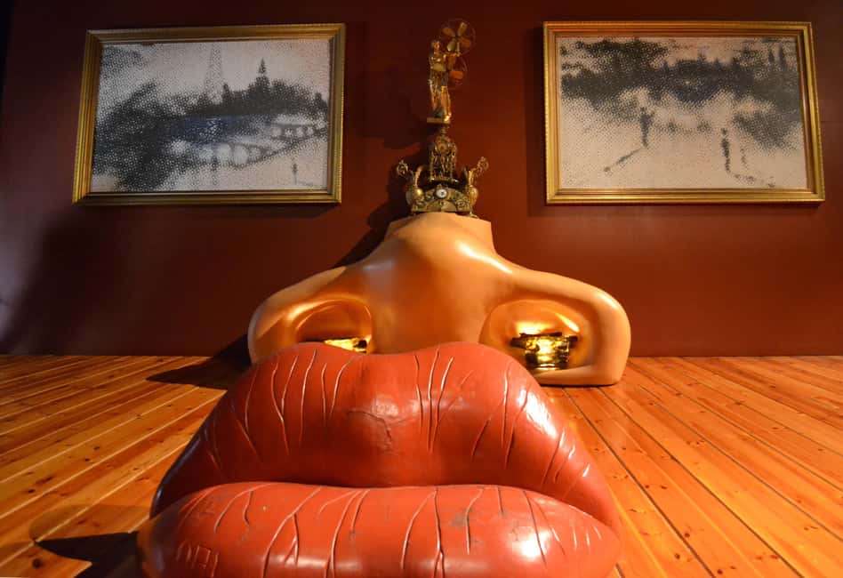 From Barcelona: Girona&Dalí Museum Day Trip with Small Group - Free time in Girona and Figueres: how to use it without losing your day