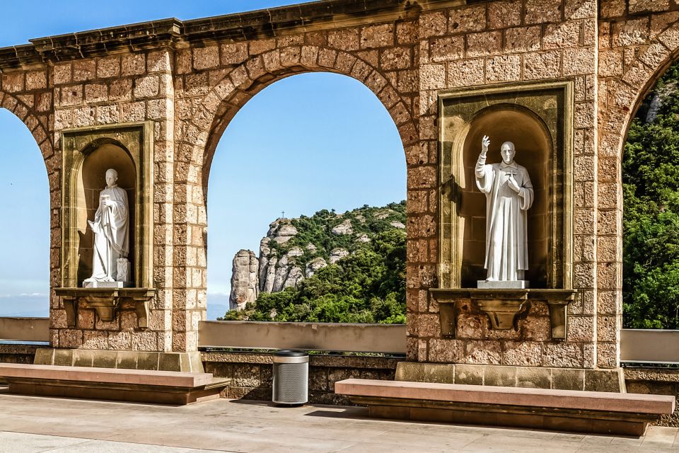 From Barcelona: Montserrat Day Trip with Optional Tickets - Practical Tips: Staying On Time, Finding Your Spot, and Eating Smart