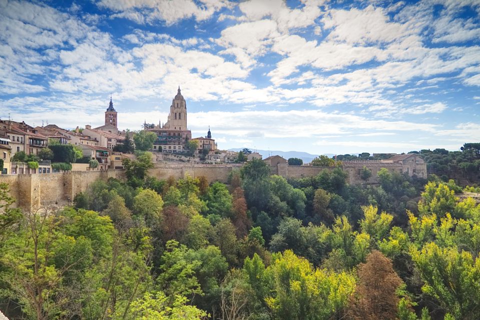 From Madrid: Segovia & Avila Day Trip with Optional Tickets - Segovia and Ávila: the two-city payoff from Madrid