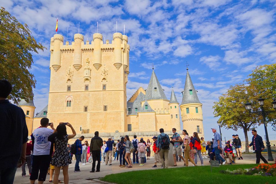 From Madrid: Segovia & Avila Day Trip with Optional Tickets - Ávila on foot: the walls, Plaza Mayor, and the feel of a fortified city