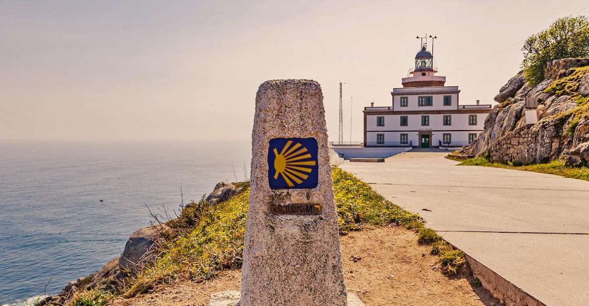 From Santiago: Tour To Finisterre, Muxia & Costa da Morte - Ponte Maceira: a peaceful Camino bridge stop