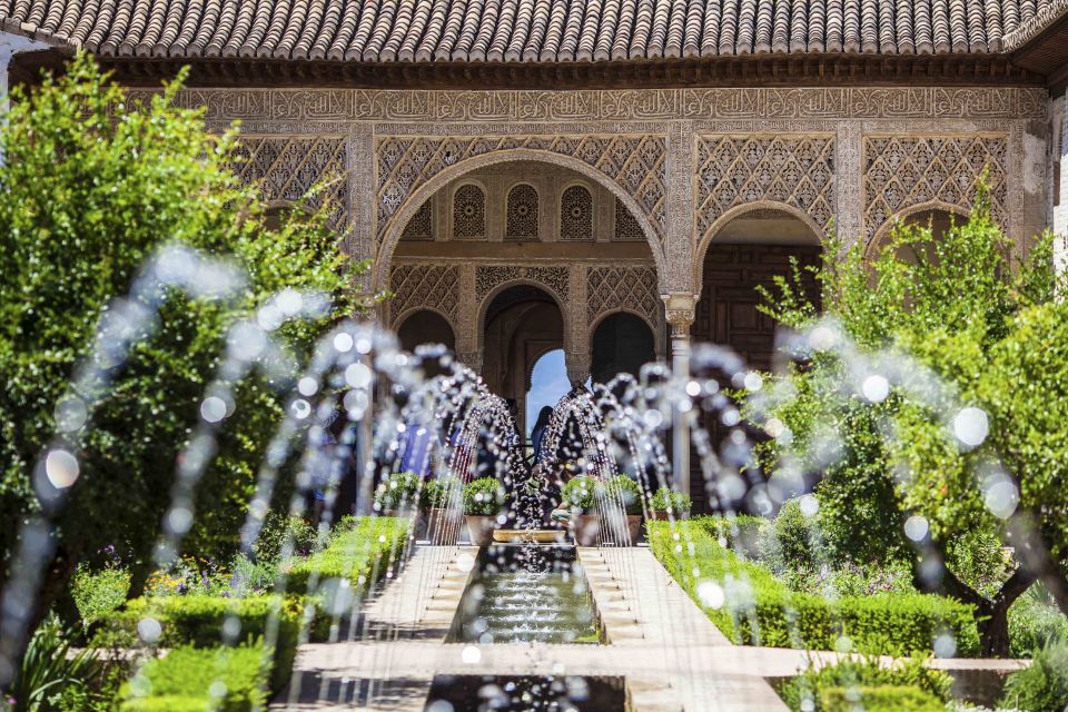 From Seville: Granada Day Trip with Alhambra and Albaicín - Free time in the Albaicín: use it for direction, not detours