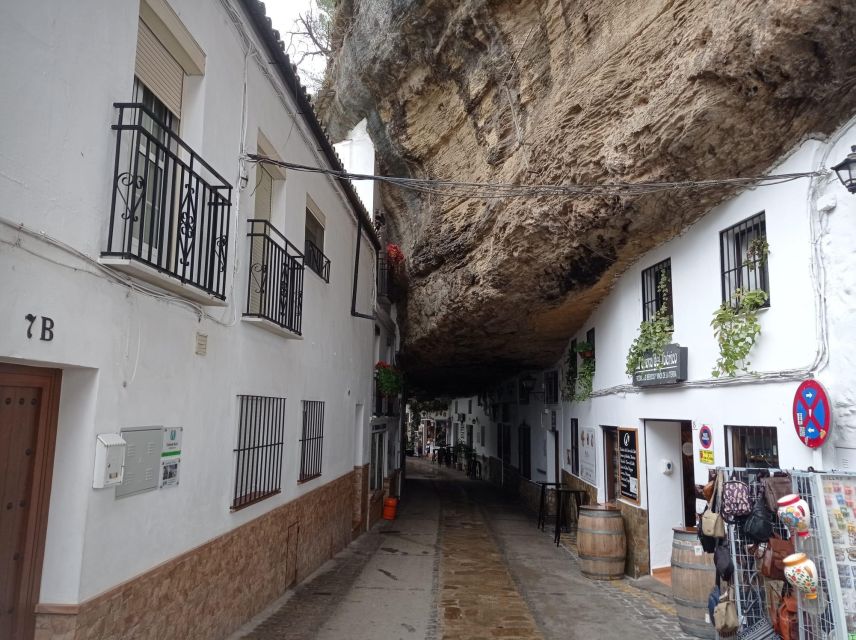 From Seville: Ronda+Setenil de las Bodegas Day Trip - Setenil de las Bodegas: walking the white streets under cliff overhangs