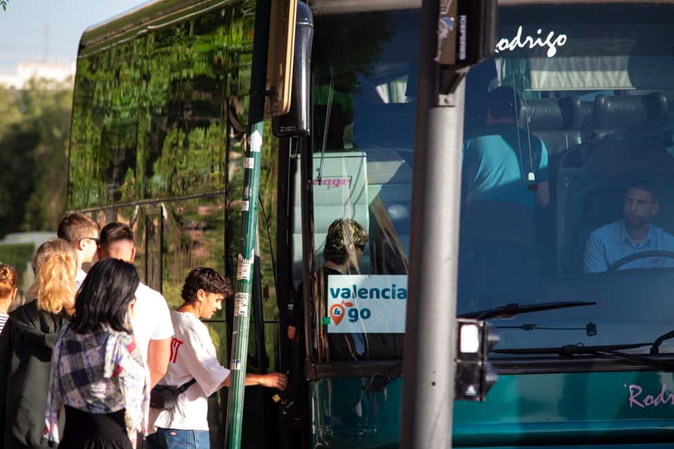From Valencia: Cueva de Sant Josep Boat Tour with Guide - Timing, group size, and what a rain-or-shine day looks like