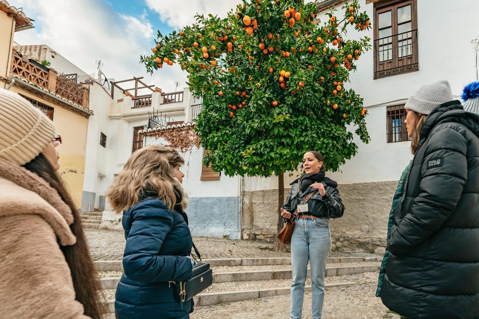 Granada: Albaicín and Sacromonte Guided Sunset Walking Tour - Key highlights I’d plan around