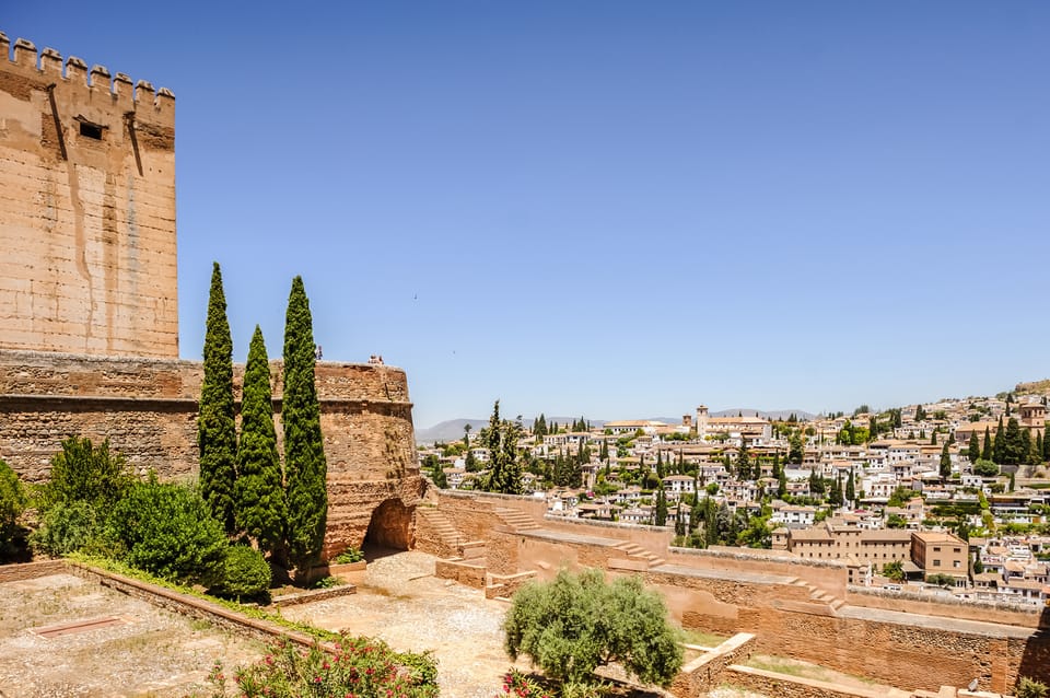 Granada: Alhambra and Nasrid Palaces Entry Ticket - Key highlights worth planning around