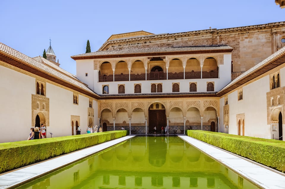 Granada: Alhambra and Nasrid Palaces Entry Ticket - Nasrid Palaces entry: the part that rules your day