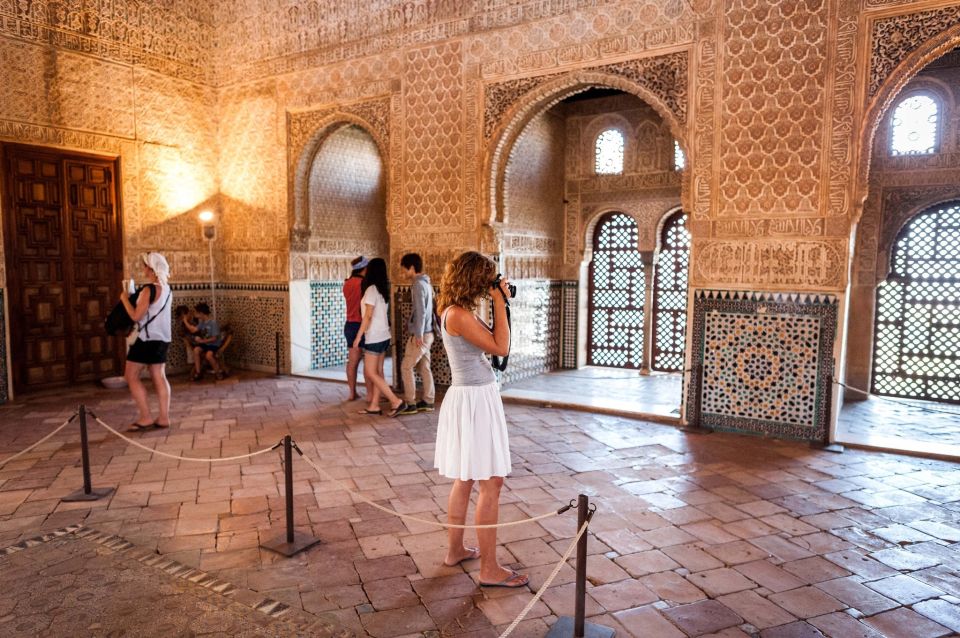 Granada: Alhambra Complex Guided Tour Options - Price and Value: What You’re Really Paying For