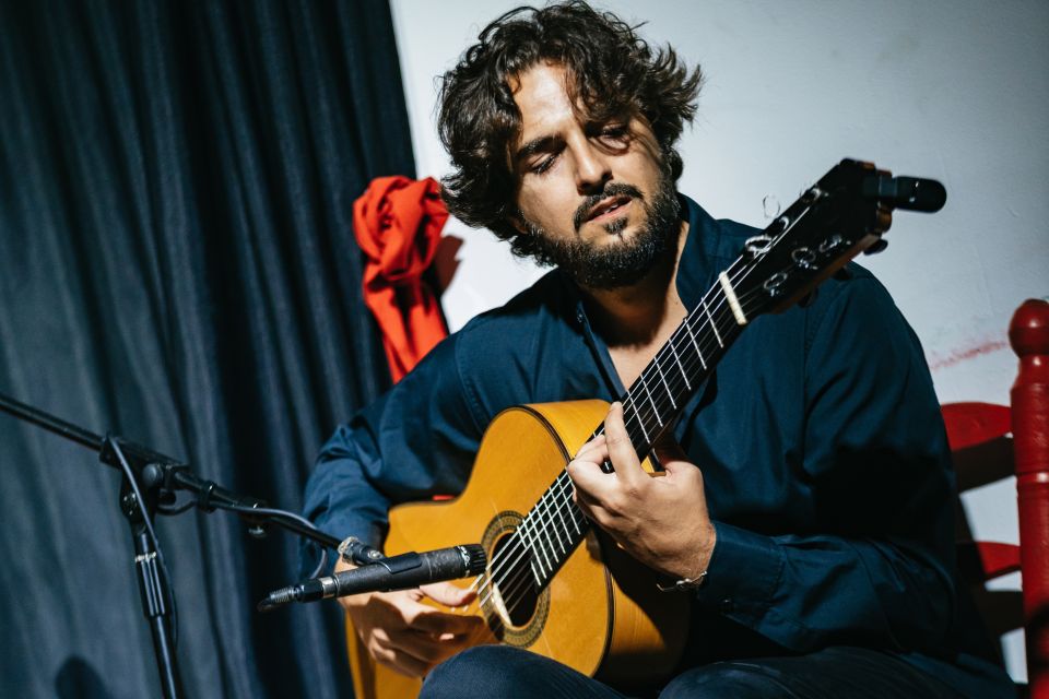 Granada: Flamenco Show in La Alboreá - Ticket Value: Is $21 Worth It?