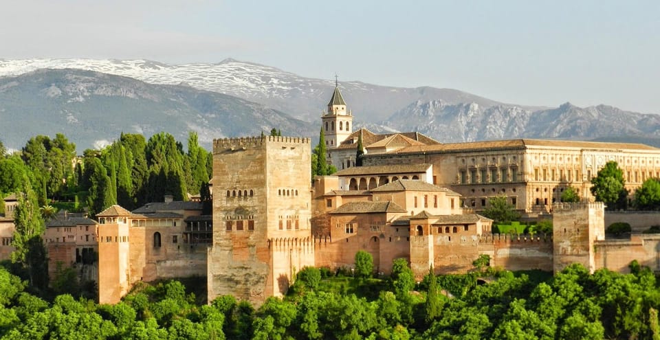 Granada: Tour of Alhambra, Generalife, and Nasrid Palaces - Alcazaba first: a fortress intro with views that snap everything into place