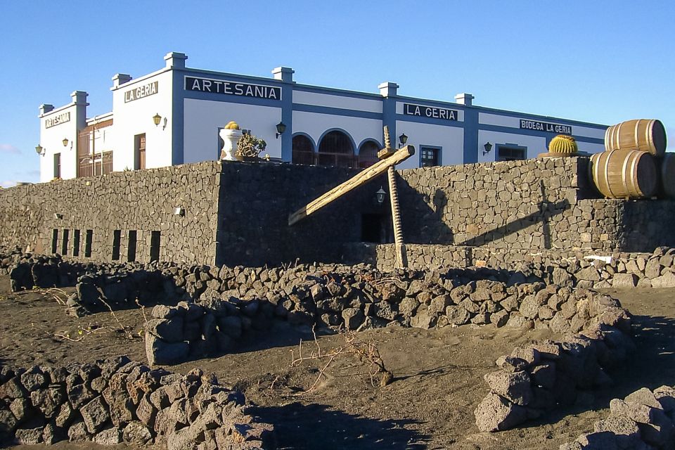 Lanzarote: Timanfaya Park and Jameos del Agua Full-Day Tour - Lunch and add-ons: what costs extra and how to budget