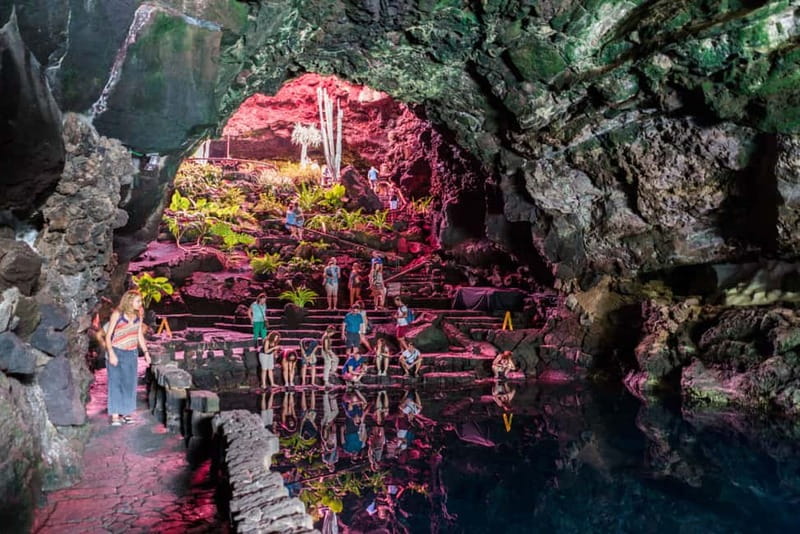 Lanzarote: Timanfaya Park, Jameos Agua, & Cueva Verdes Tour - The real schedule: bus time, bathroom stops, and when you’ll feel rushed